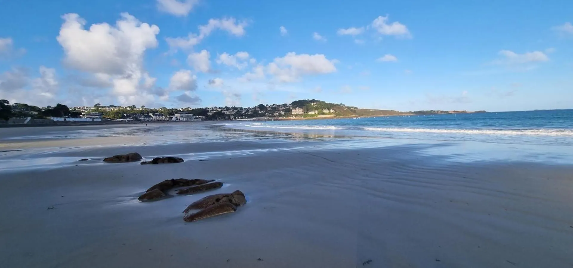 Hotel De L'Europe Perros-Guirec 2*,